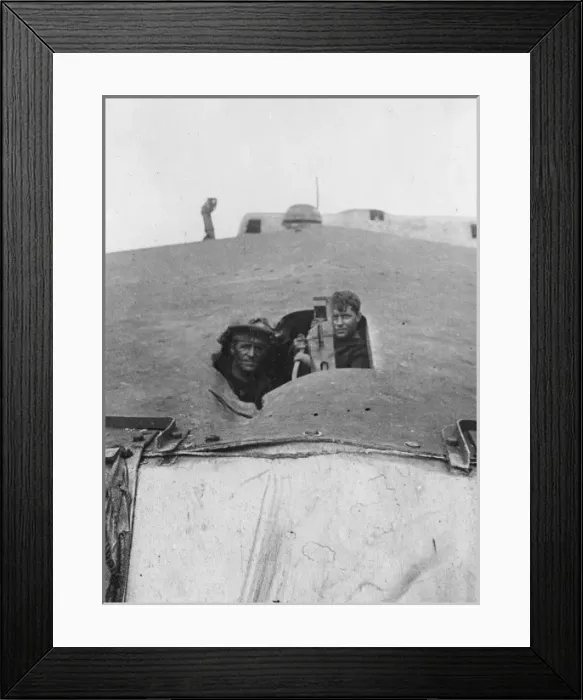 Framed Print : Men on HMS Tiger during the Battle of Jutland, WW1 Framed Print : Men on HMS Tiger during the Battle of Jutland, WW1