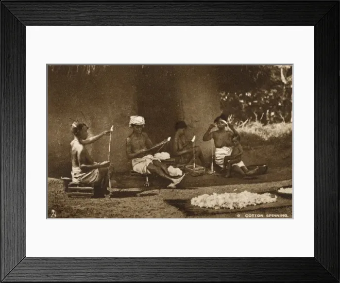 Framed Print : Sierra Leone, West Africa - Cotton Spinning Framed Print : Sierra Leone, West Africa - Cotton Spinning