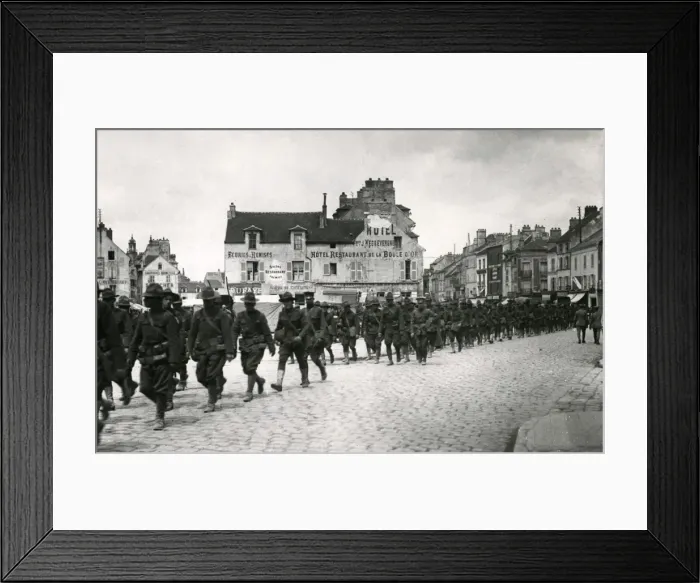 Framed Print : American troops on march to Meaux, France, WW1 Framed Print : American troops on march to Meaux, France, WW1
