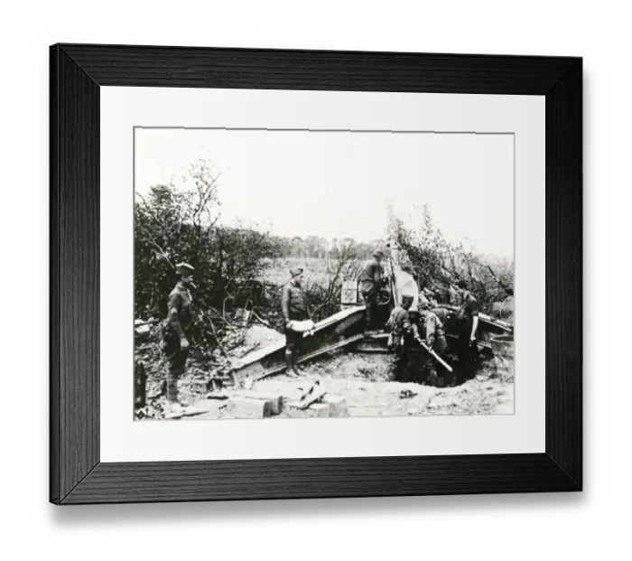 Framed Print : American gunners in action near Tours, France, WW1 Framed Print : American gunners in action near Tours, France, WW1