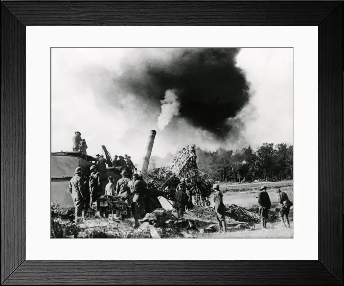 Framed Print : Railway gun in action, Argonne, France, WW1 Framed Print : Railway gun in action, Argonne, France, WW1