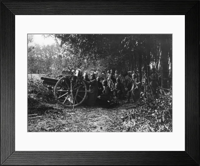 Framed Print : German gunners with field gun, WW1 Framed Print : German gunners with field gun, WW1