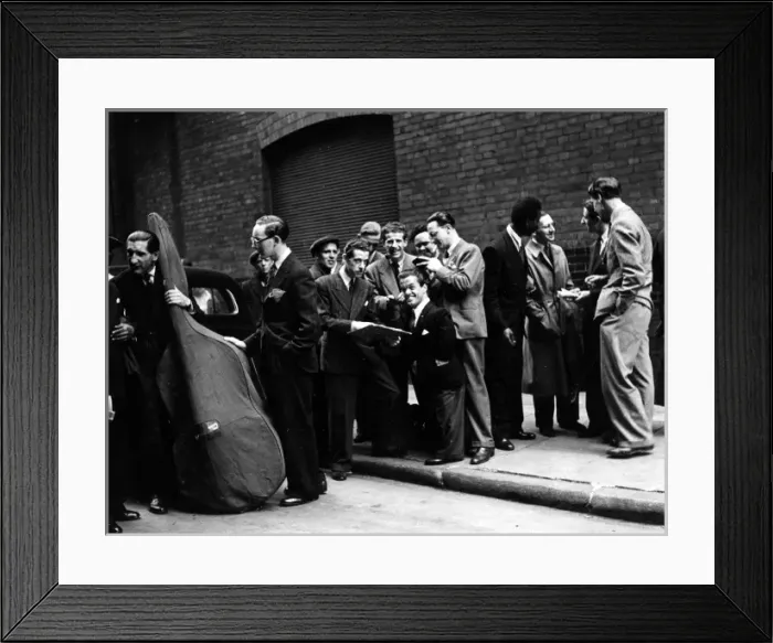 Framed Print : Musicians and actors chatting Framed Print : Musicians and actors chatting