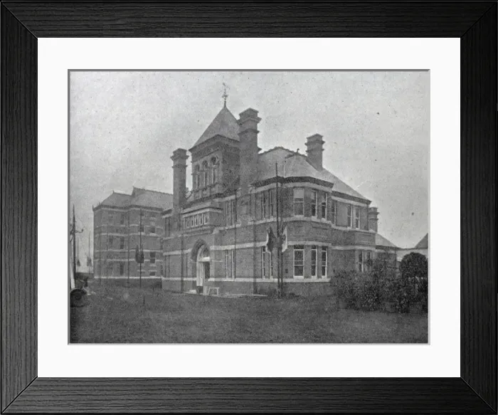 Framed Print : Brentford Union Workhouse - Masters residence and offices Framed Print : Brentford Union Workhouse - Masters residence and offices