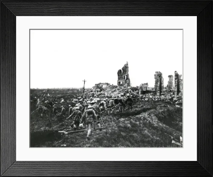 Framed Print : Portuguese soldiers near La Couture, France, WW1