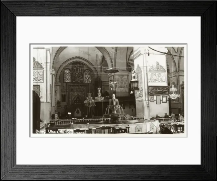 Framed Print : Interior of the Ulu Mosque, Bursa, Turkey Framed Print : Interior of the Ulu Mosque, Bursa, Turkey