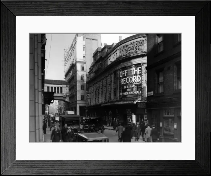 Framed Print : Piccadilly Theatre, Denman Street, Piccadilly Framed Print : Piccadilly Theatre, Denman Street, Piccadilly