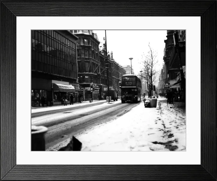 Framed Print : London Snow Framed Print : London Snow