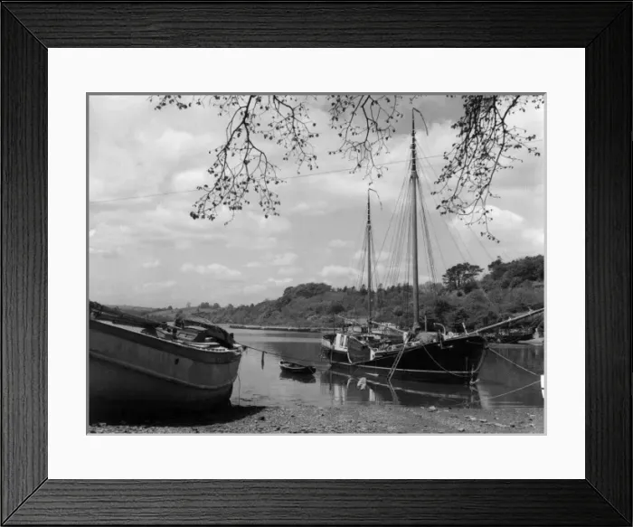 Framed Print : England / River Dart Framed Print : England / River Dart