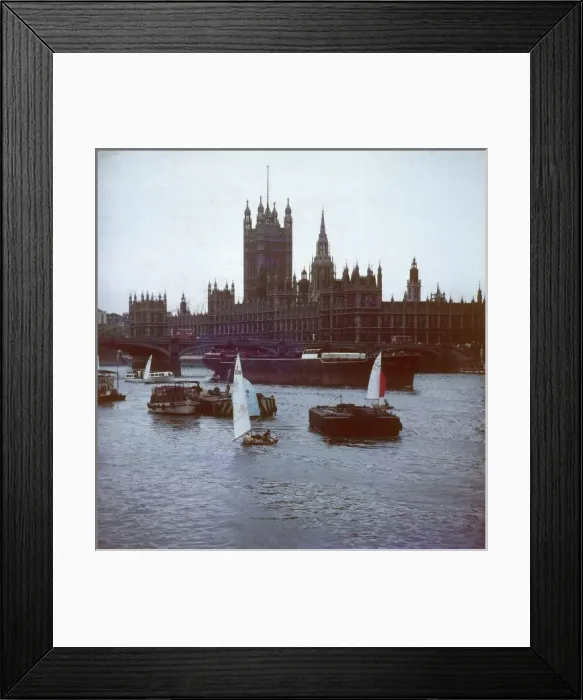 Framed Print : Houses of Parliament Framed Print : Houses of Parliament