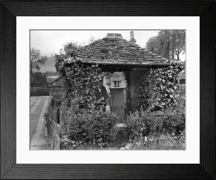 Framed Print : Lamington Village Well Framed Print : Lamington Village Well