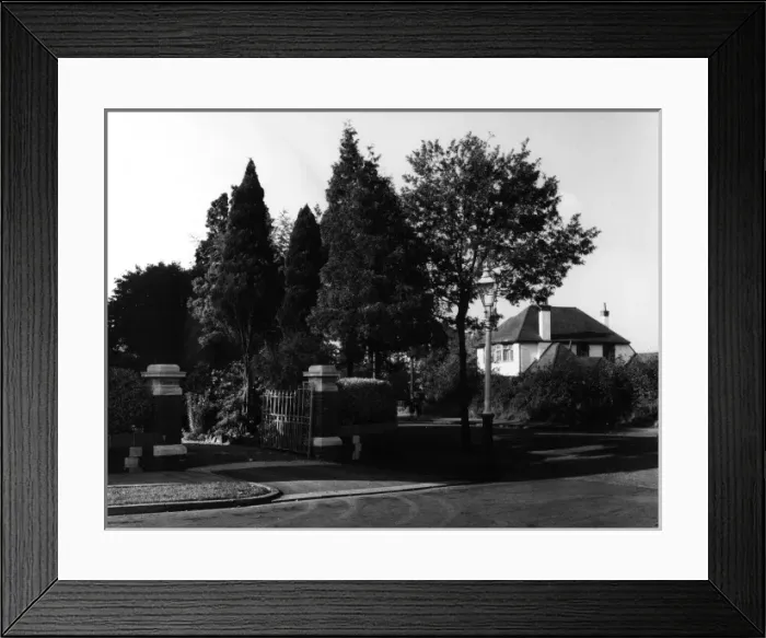 Framed Print : Wales / Cardiff / Cyncold Framed Print : Wales / Cardiff / Cyncold