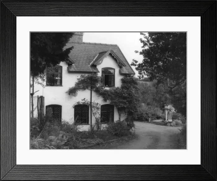 Framed Print : Shropshire Cottage