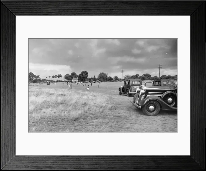 Framed Print : No Mans Land Common