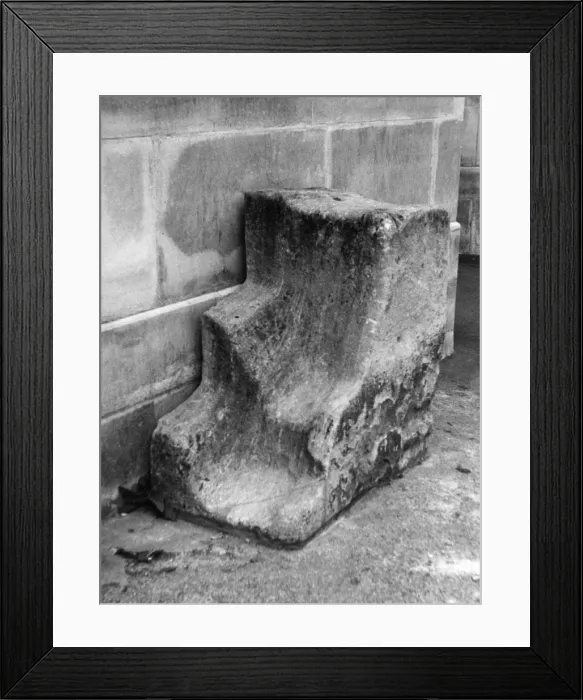 Framed Print : Horse Mounting Block Framed Print : Horse Mounting Block
