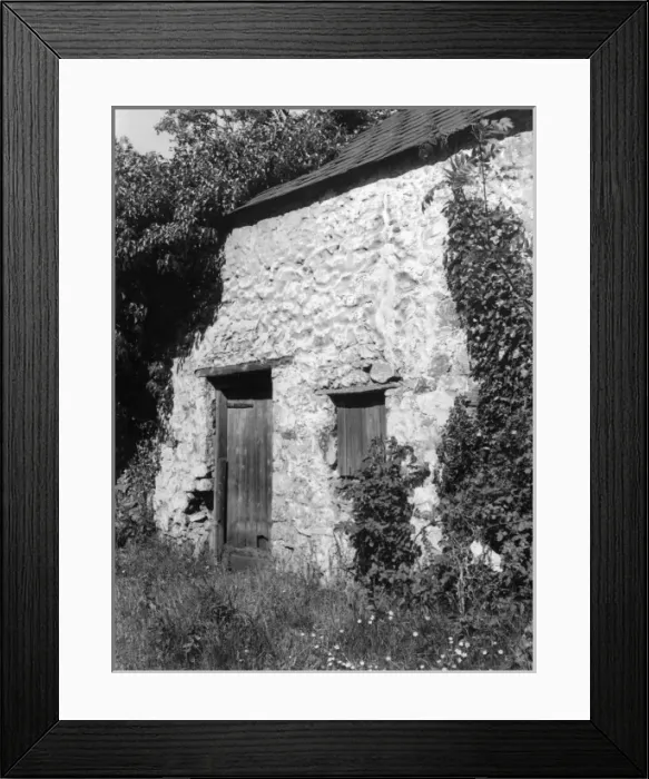 Framed Print : Farm Outbuilding Framed Print : Farm Outbuilding