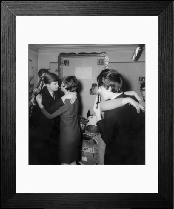 Framed Print : Slow Dancing