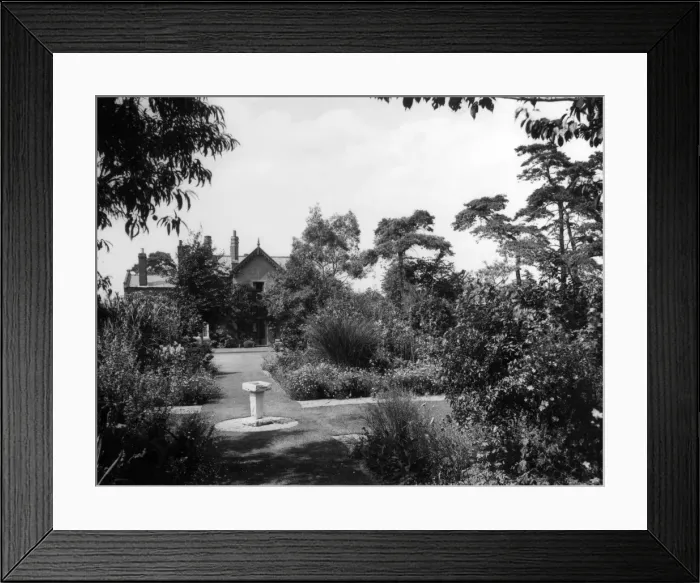 Framed Print : Victorian Garden