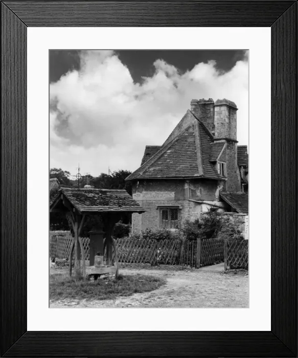 Framed Print : Lullington Village Pump Framed Print : Lullington Village Pump