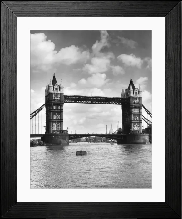 Framed Print : Tower Bridge Framed Print : Tower Bridge