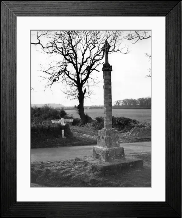 Framed Print : Norlfolk Pilgrims Cross Framed Print : Norlfolk Pilgrims Cross