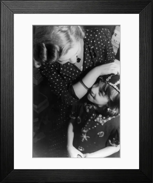 Framed Print : Pearly Girl Framed Print : Pearly Girl