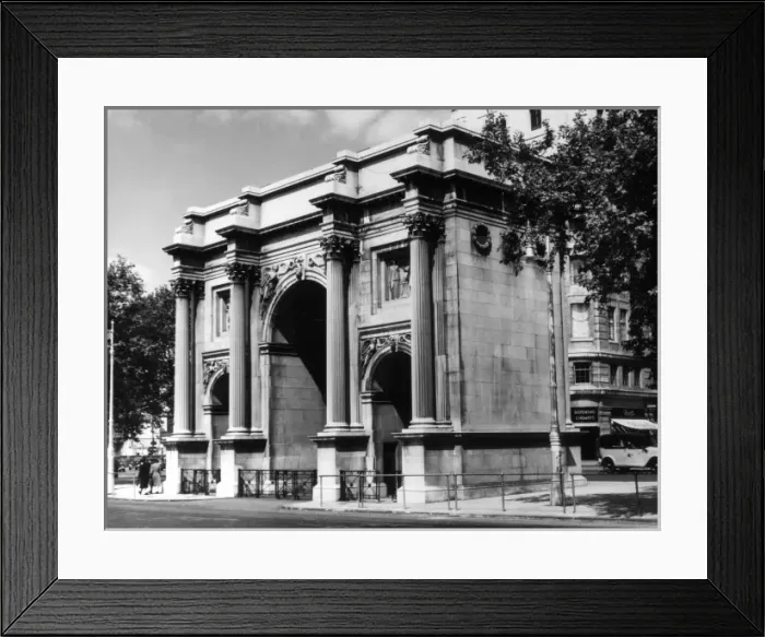 Framed Print : Marble Arch 1950S Framed Print : Marble Arch 1950S