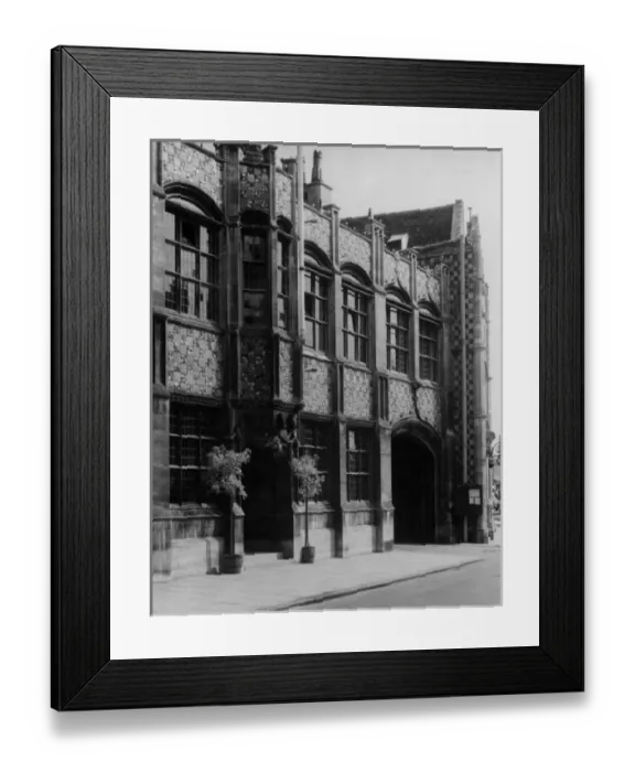 Framed Print : Kings Lynn Guildhall Framed Print : Kings Lynn Guildhall