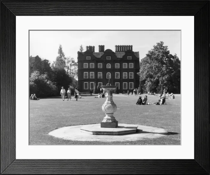 Framed Print : KEW PALACE Framed Print : KEW PALACE