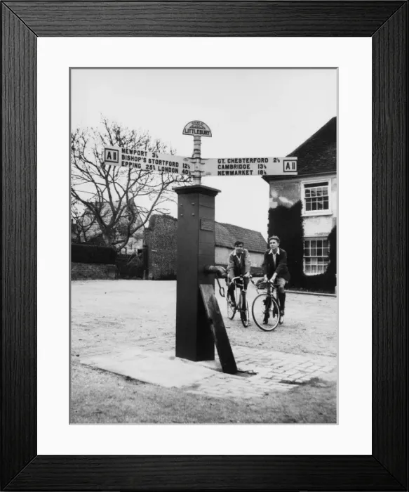 Framed Print : Littlebury Cylists Framed Print : Littlebury Cylists