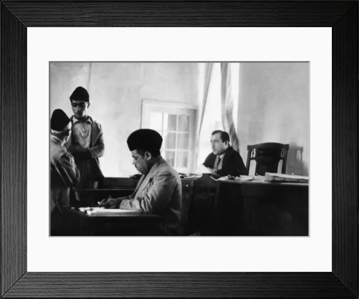 Framed Print : Iraqi Court Scene Framed Print : Iraqi Court Scene