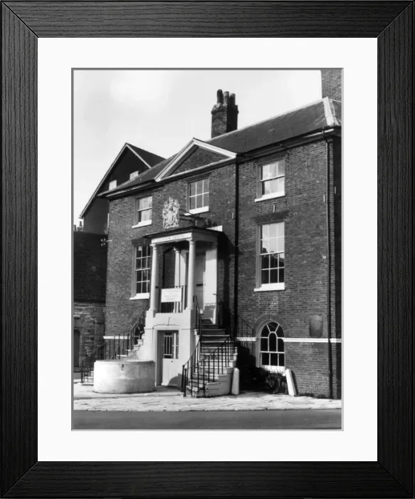 Framed Print : Poole Custom House Framed Print : Poole Custom House