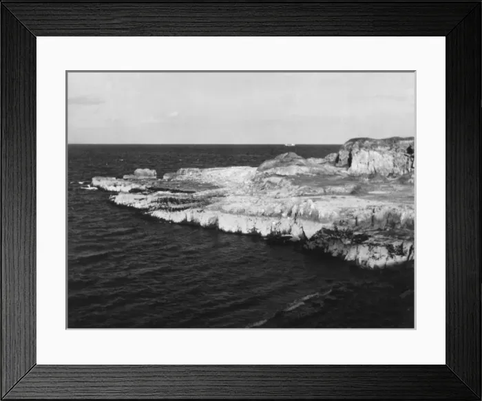 Framed Print : HOPEs NOSE Framed Print : HOPEs NOSE
