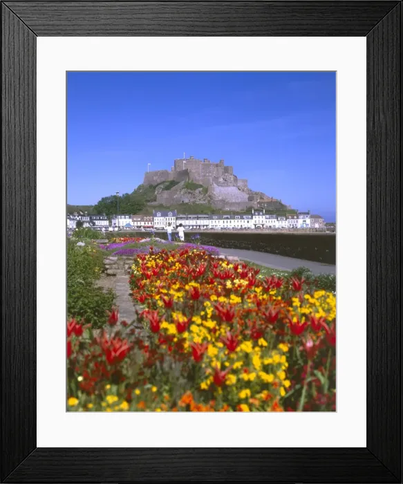Framed Print : Mount Orgveil Castle Framed Print : Mount Orgveil Castle