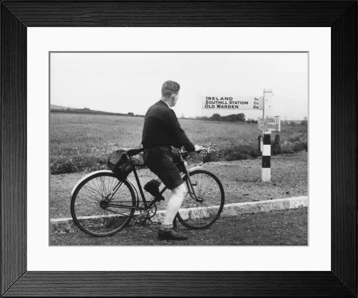 Framed Print : Amusing Signpost Framed Print : Amusing Signpost