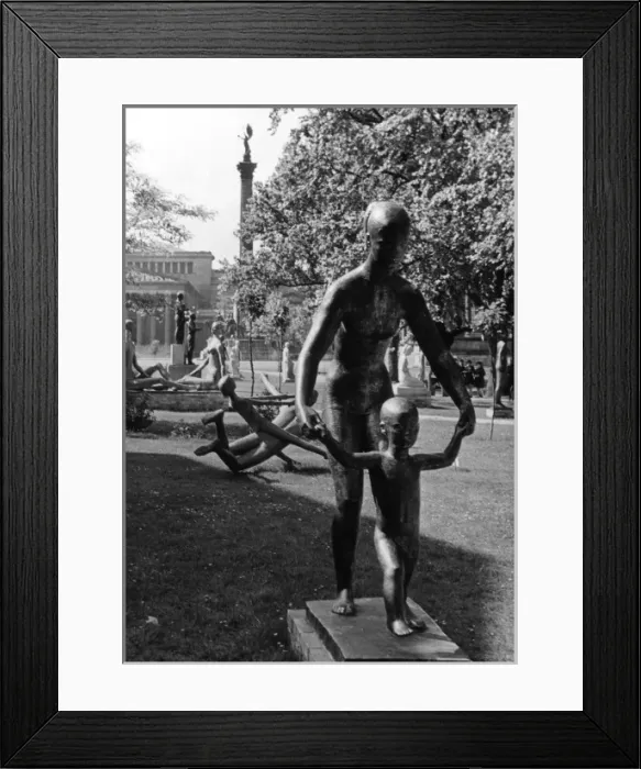 Framed Print : Modern Sculptures Framed Print : Modern Sculptures