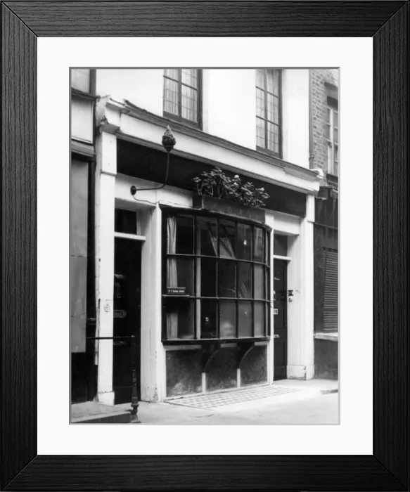 Framed Print : Georgian Shop Front
