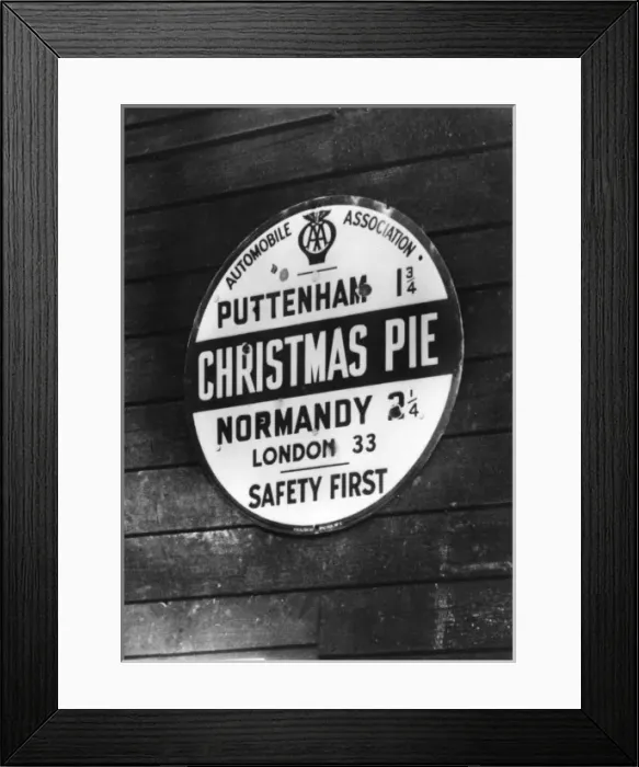 Framed Print : Christmas Pie Framed Print : Christmas Pie