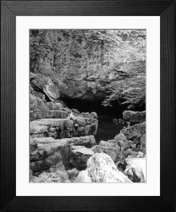 Framed Print : Wales / Porth-Y-Ogof Framed Print : Wales / Porth-Y-Ogof