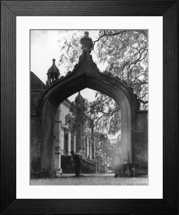Framed Print : Lacock Abbey Gateway Framed Print : Lacock Abbey Gateway