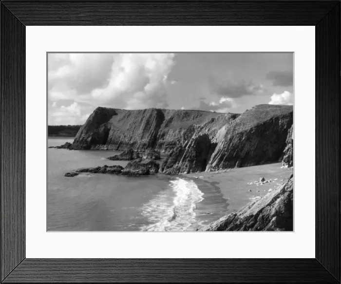 Framed Print : Proud Giltar, Wales Framed Print : Proud Giltar, Wales