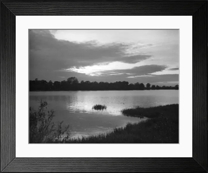 Framed Print : Aldenham Reservoir Framed Print : Aldenham Reservoir