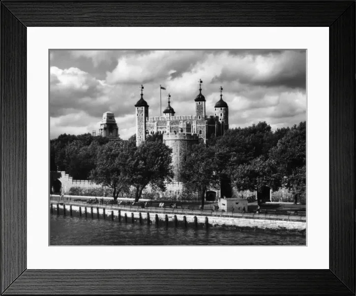 Framed Print : Tower of London Framed Print : Tower of London