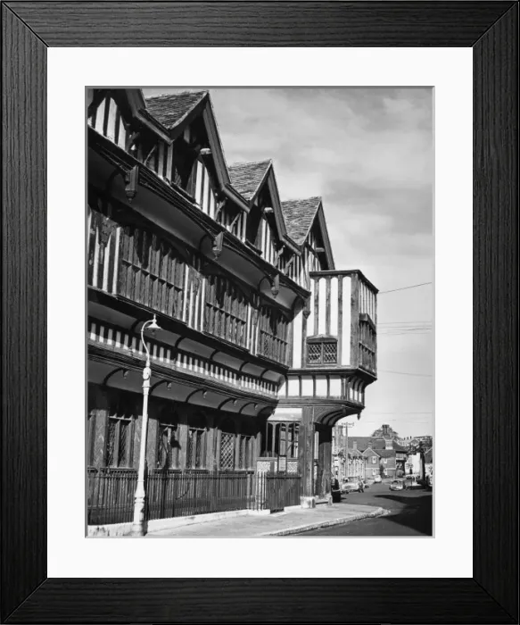Framed Print : Tudor House Museum Framed Print : Tudor House Museum
