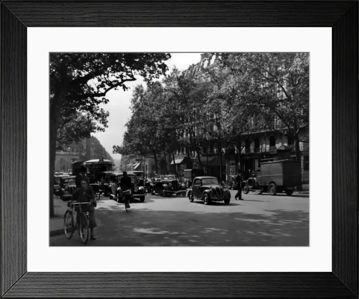 Framed Print : Boulevard Haussmann Framed Print : Boulevard Haussmann