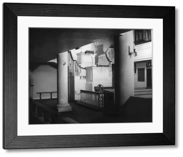 Framed Print : Wesley Chapel & Statue Framed Print : Wesley Chapel & Statue