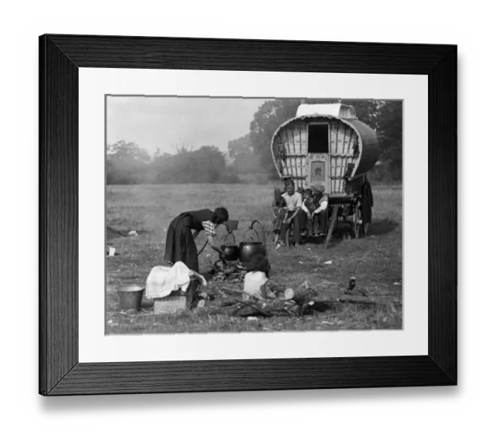 Framed Print : Gipsy Encampment Meal Framed Print : Gipsy Encampment Meal