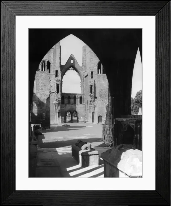 Framed Print : Elgin Cathedral Cloister Framed Print : Elgin Cathedral Cloister