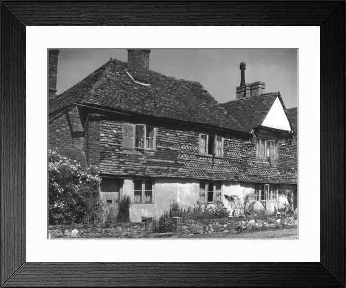 Framed Print : Kentish Tiled Cottages Framed Print : Kentish Tiled Cottages