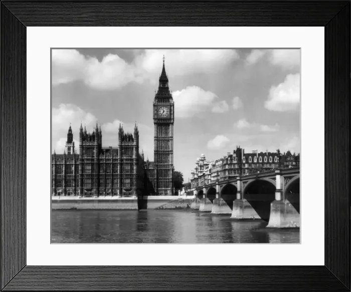 Framed Print : Parliament Buildings Framed Print : Parliament Buildings